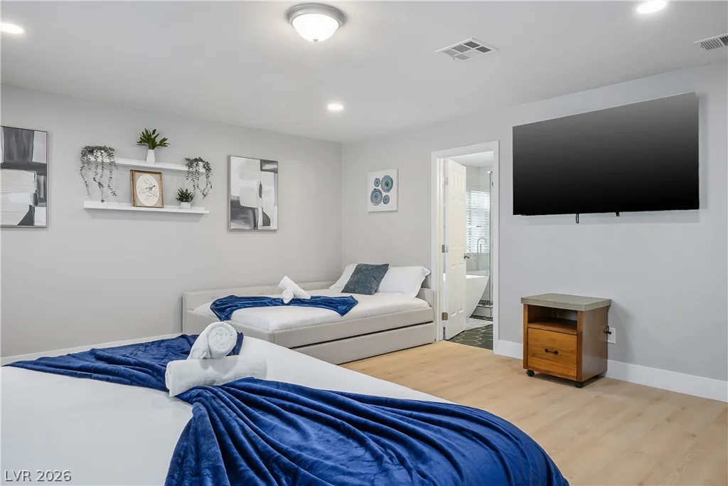 6990 Richmar, Las Vegas, NV 89178
