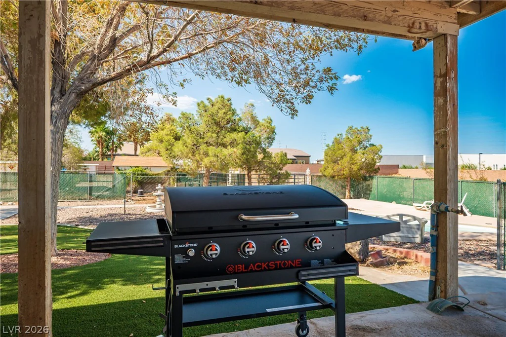 6990 Richmar, Las Vegas, NV 89178