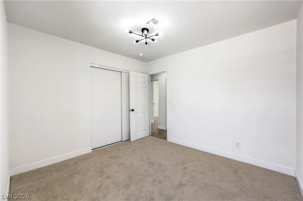 4813 Holly Grove, Las Vegas, NV 89130