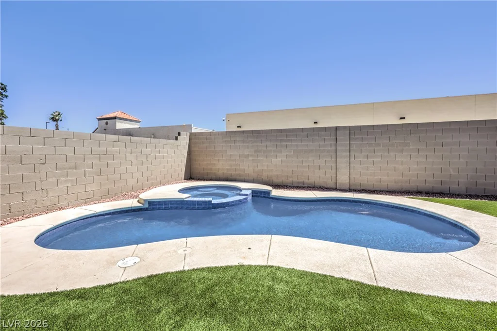 4813 Holly Grove, Las Vegas, NV 89130
