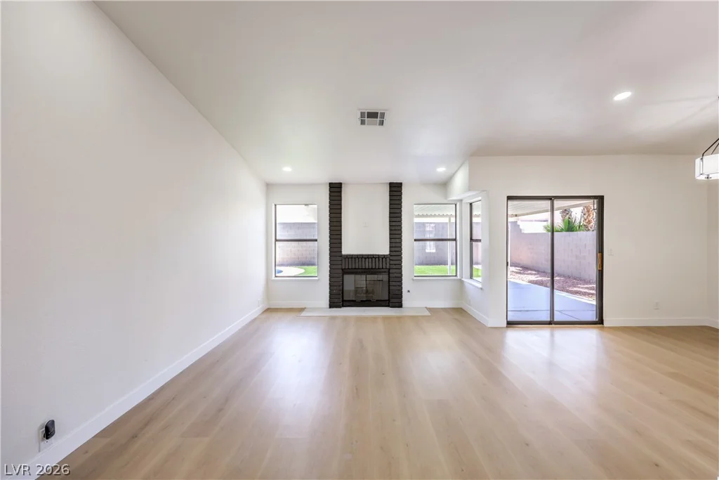 4813 Holly Grove, Las Vegas, NV 89130