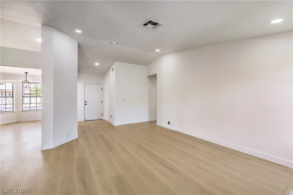 4813 Holly Grove, Las Vegas, NV 89130