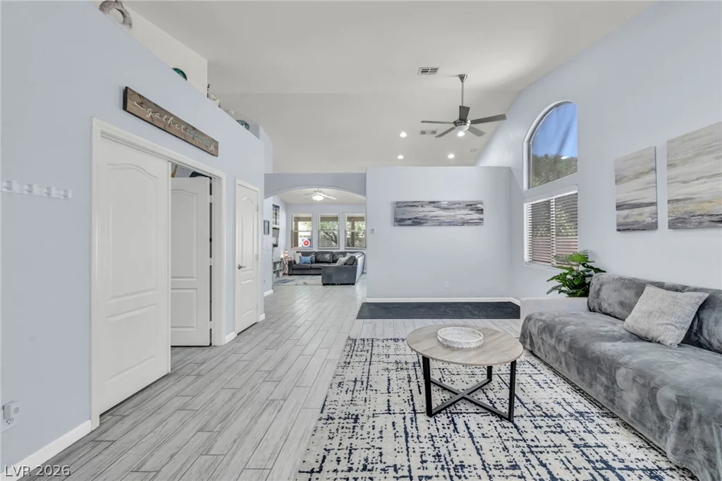 5300 Whisper Lake, Las Vegas, NV 89131