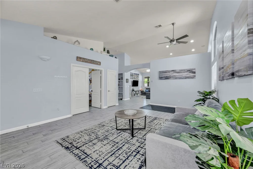 5300 Whisper Lake, Las Vegas, NV 89131