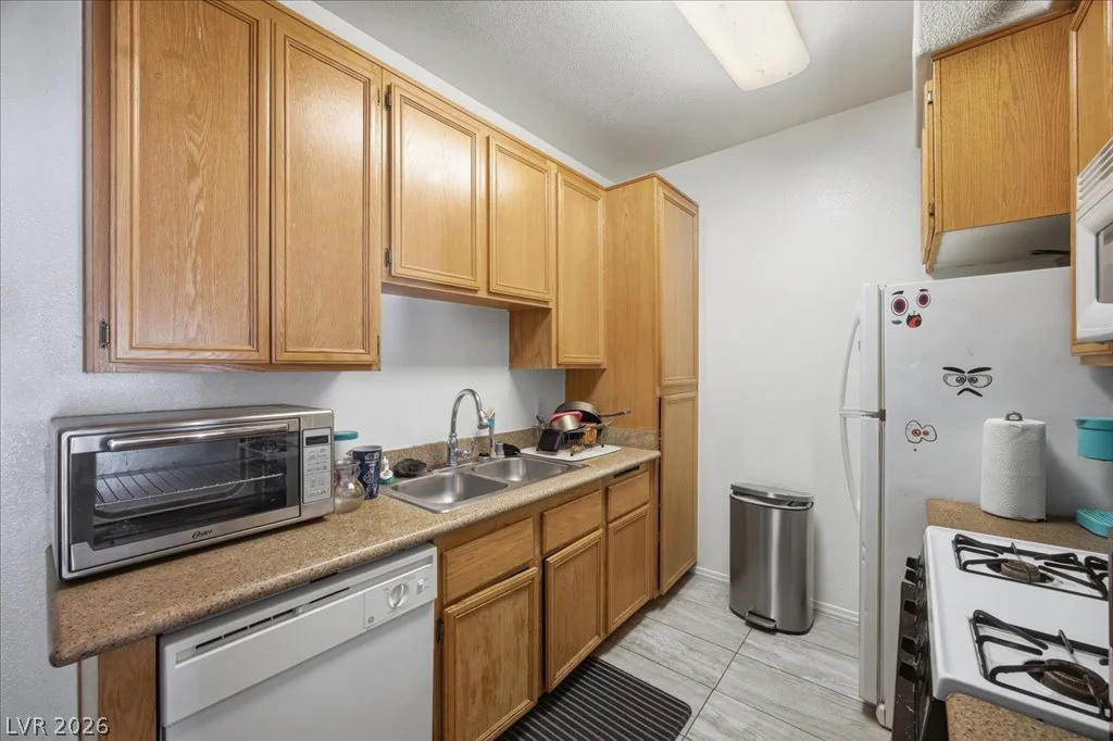 3318 Decatur, Las Vegas, NV 89130