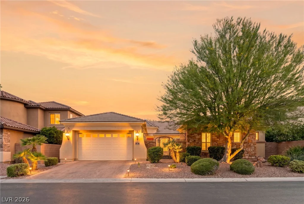 8435 Mayport, Las Vegas, NV 89131