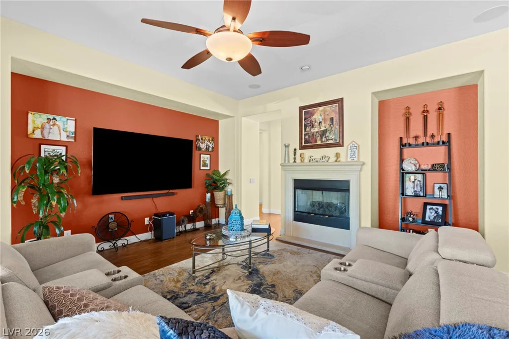 8435 Mayport, Las Vegas, NV 89131