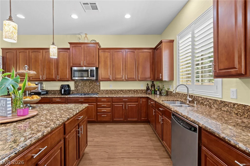 8435 Mayport, Las Vegas, NV 89131
