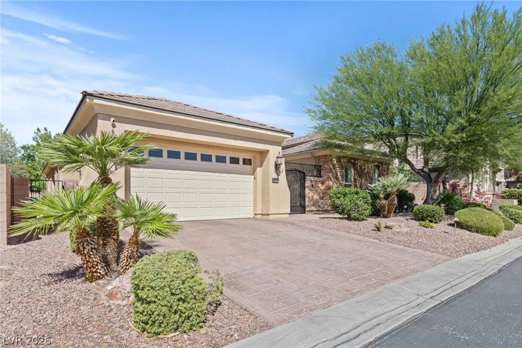 8435 Mayport, Las Vegas, NV 89131