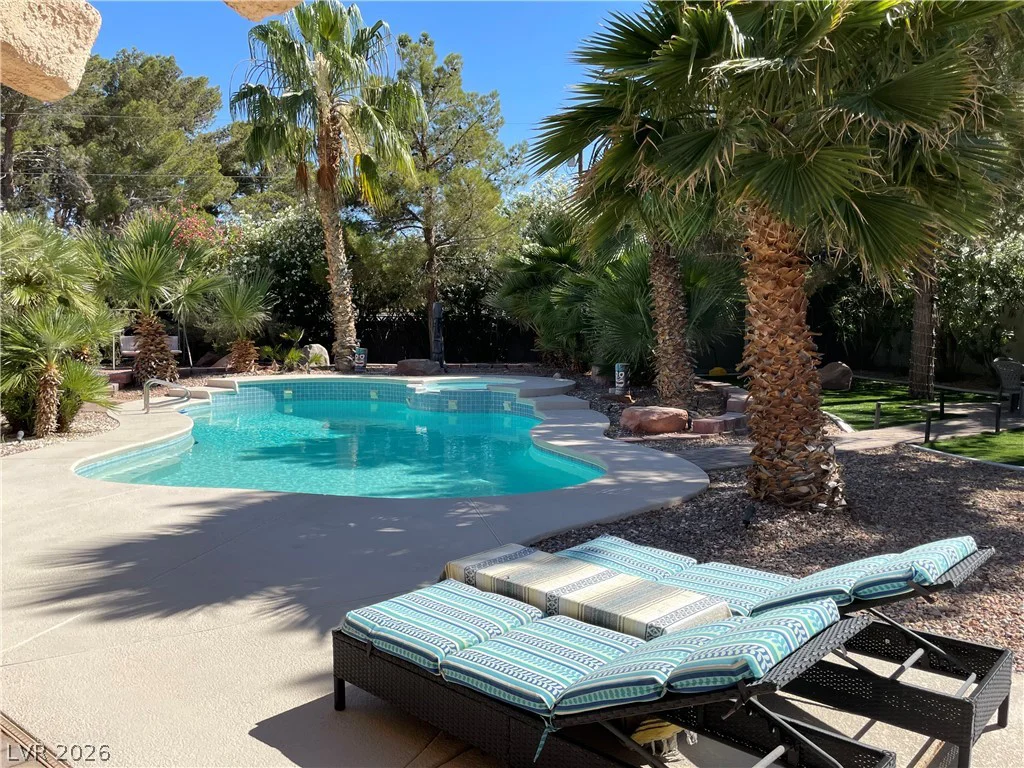 2975 Montessouri, Las Vegas, NV 89117