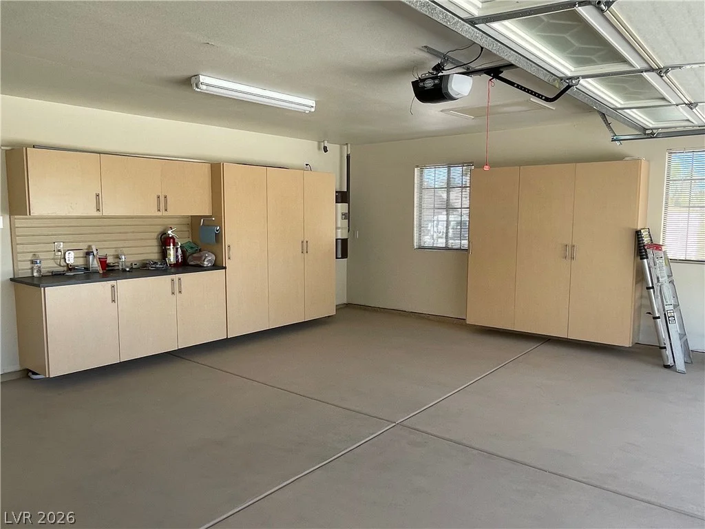2975 Montessouri, Las Vegas, NV 89117