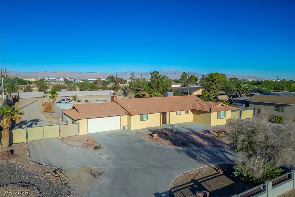 7435 Rogers, Las Vegas, NV 89139