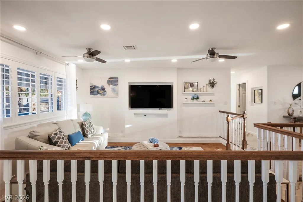 7435 Rogers, Las Vegas, NV 89139