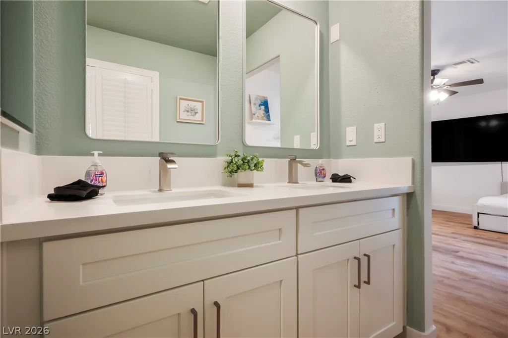 7435 Rogers, Las Vegas, NV 89139