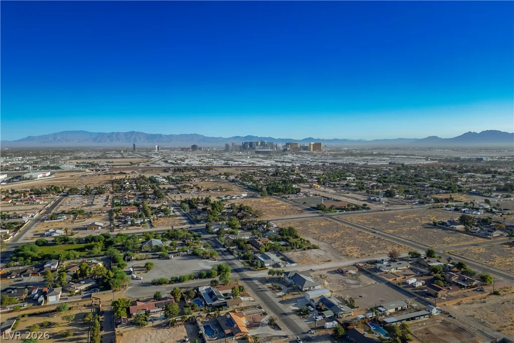 7435 Rogers, Las Vegas, NV 89139