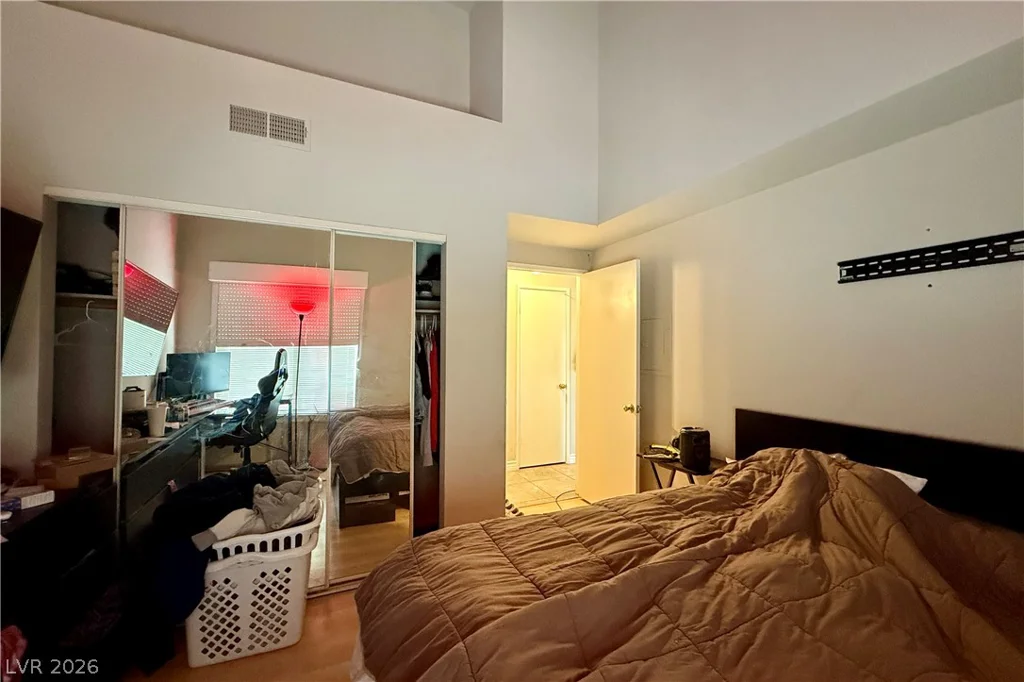 4800 Black Bear, Las Vegas, NV 89149