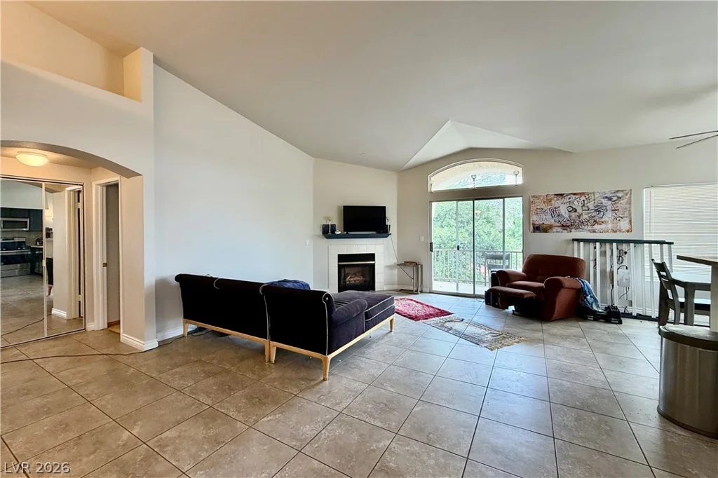 4800 Black Bear, Las Vegas, NV 89149