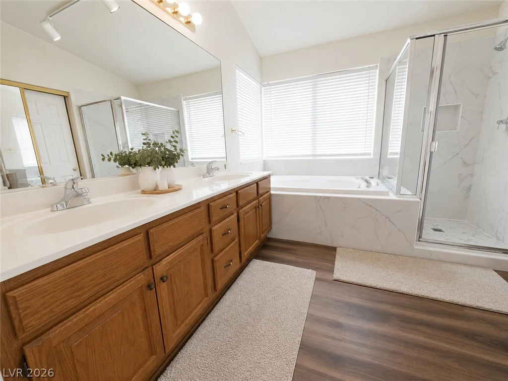 940 Cedarcliff, Las Vegas, NV 89123