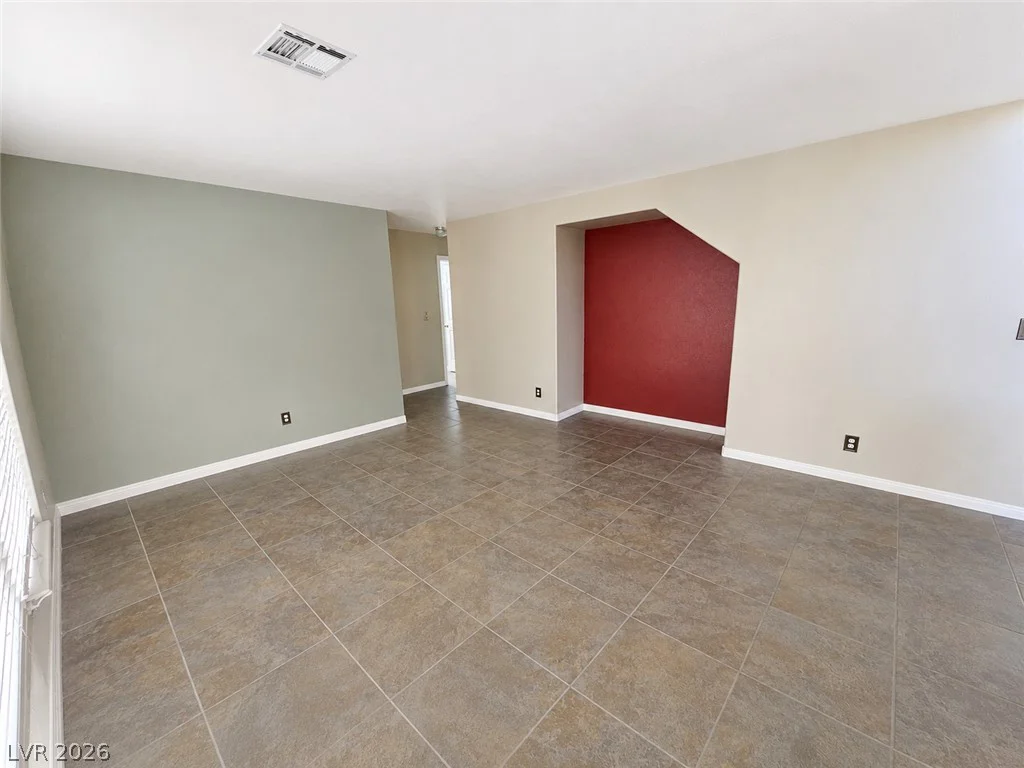 940 Cedarcliff, Las Vegas, NV 89123