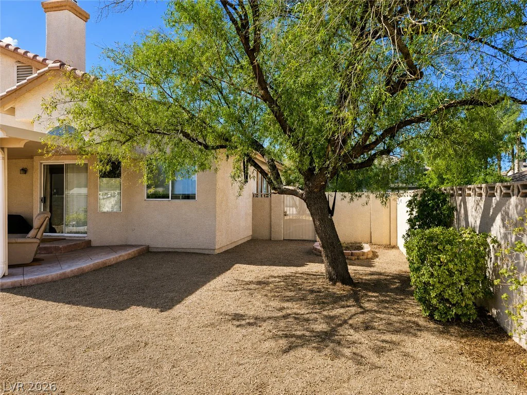 940 Cedarcliff, Las Vegas, NV 89123