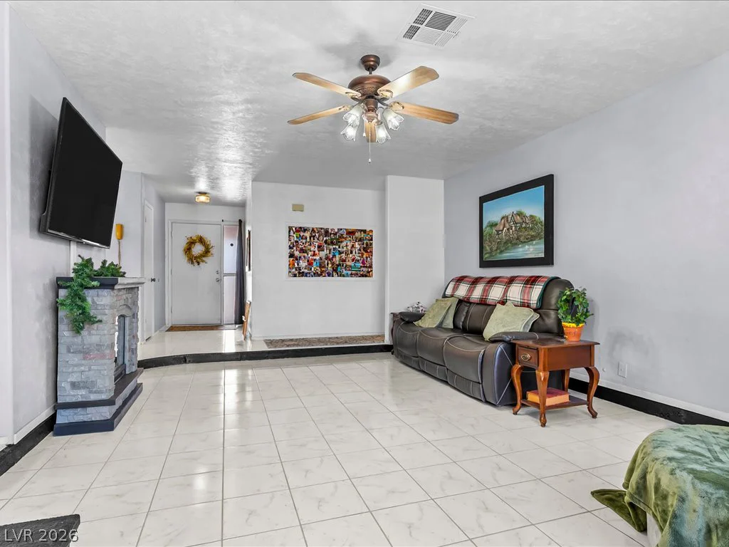 727 Brick, Henderson, NV 89002