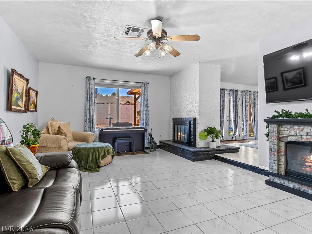 727 Brick, Henderson, NV 89002