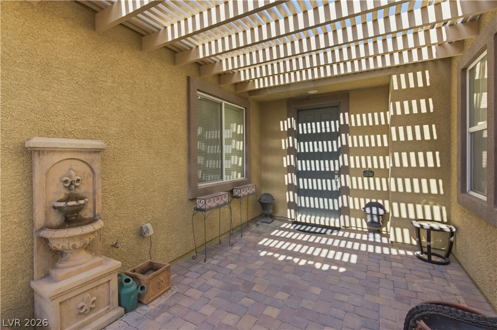 8618 Amber Autumn, Las Vegas, NV 89131