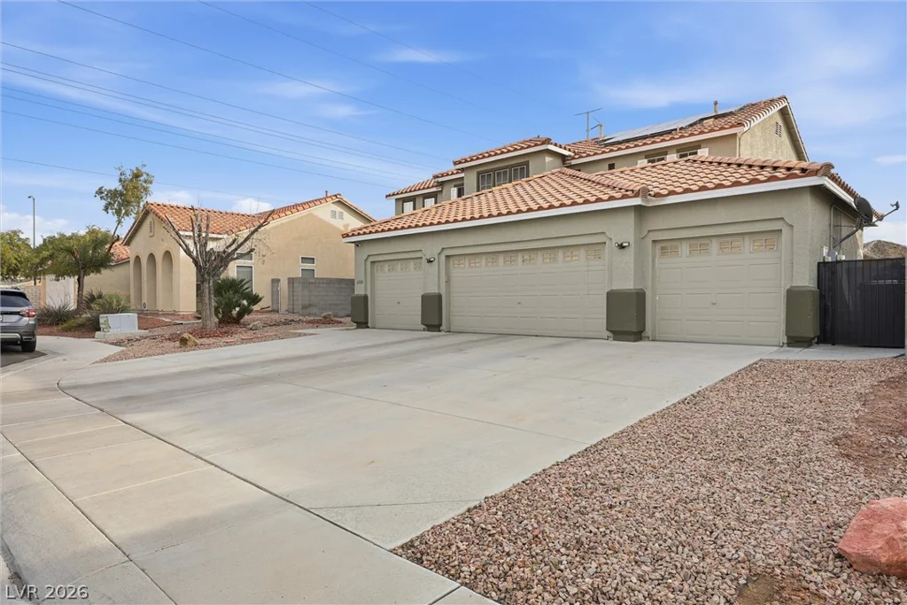 6328 Bunch Grass, Las Vegas, NV 89031