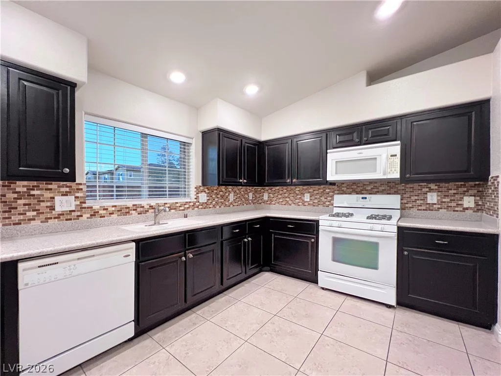 8546 Dyker Heights, Las Vegas, NV 89178
