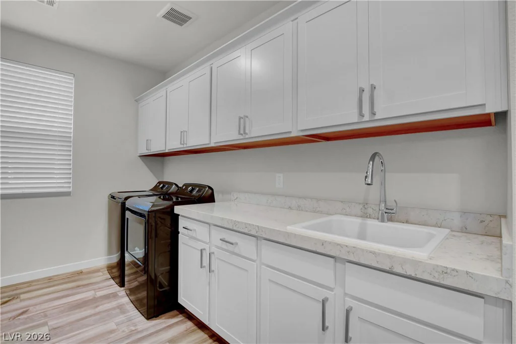 8401 Waterwood, Las Vegas, NV 89166