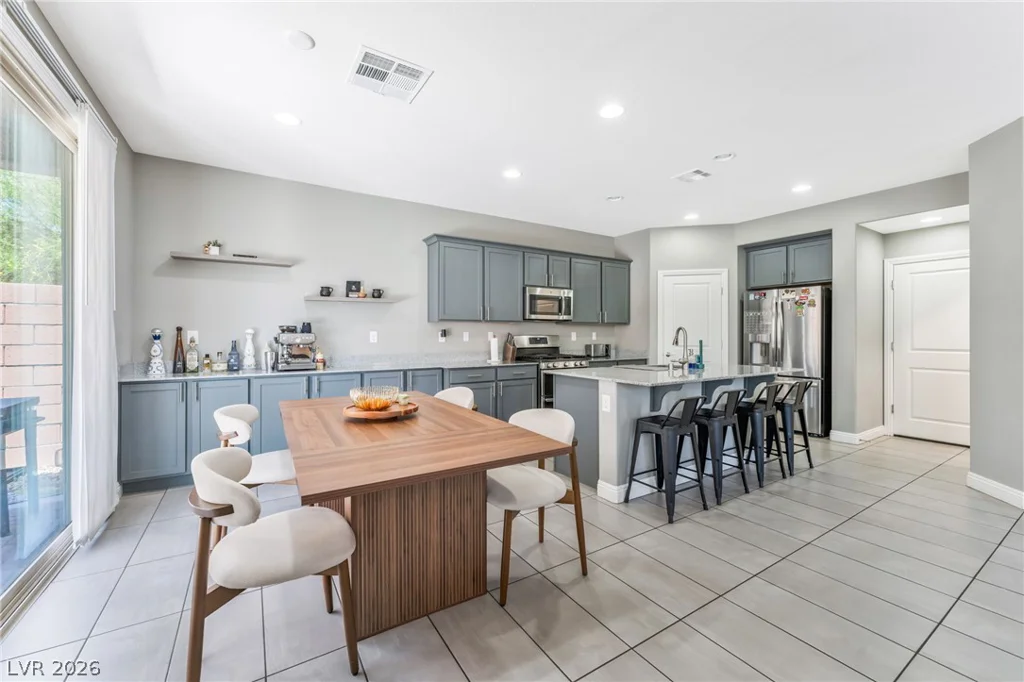 5981 Smith Valley, Las Vegas, NV 89148
