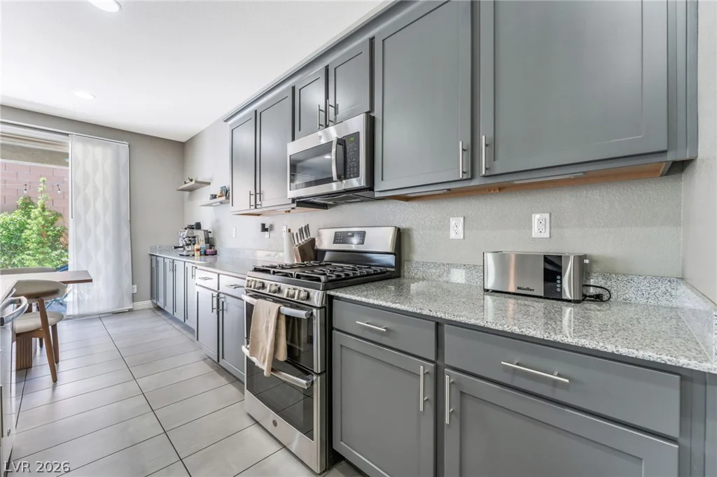 5981 Smith Valley, Las Vegas, NV 89148