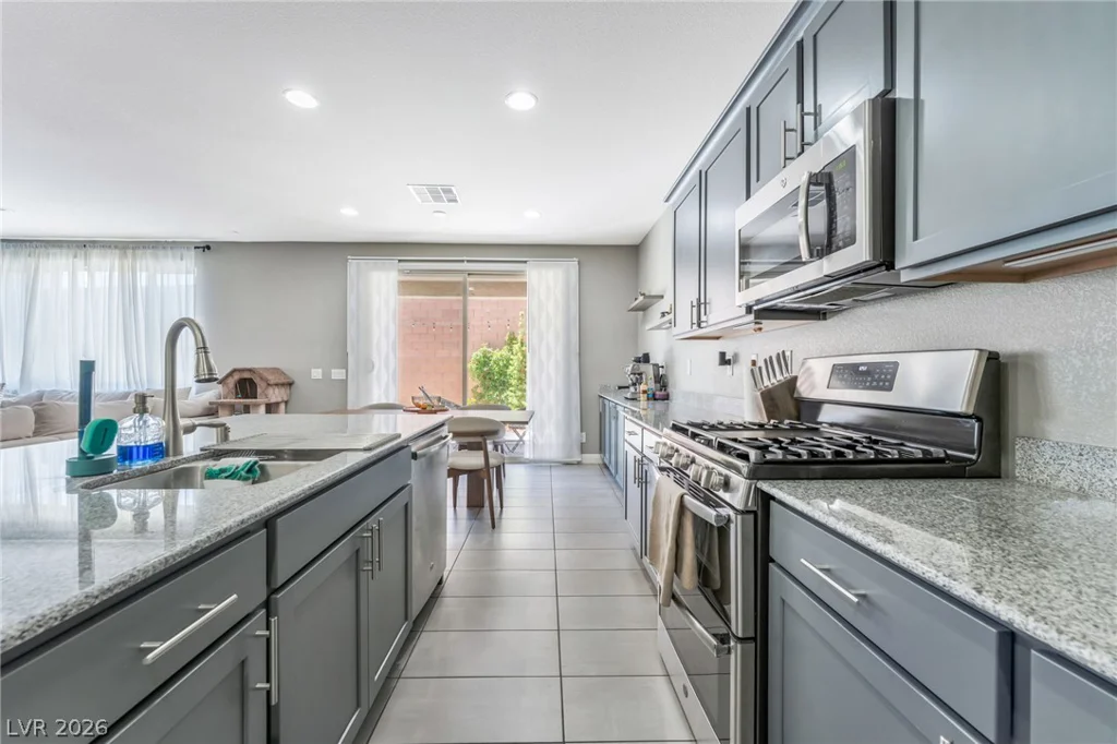 5981 Smith Valley, Las Vegas, NV 89148