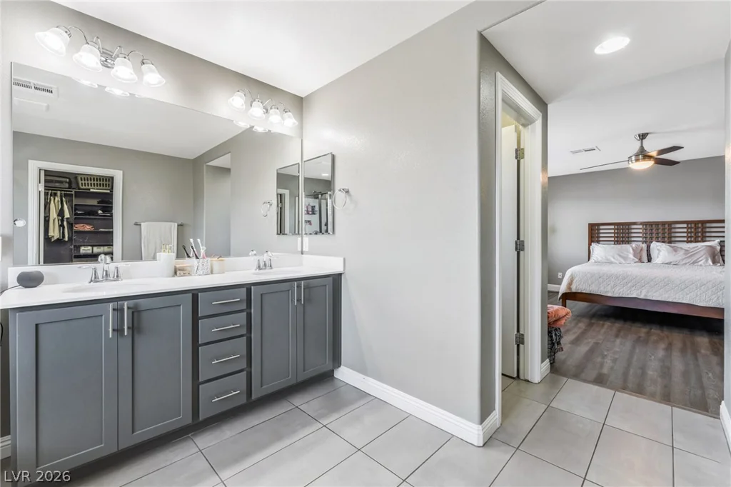 5981 Smith Valley, Las Vegas, NV 89148
