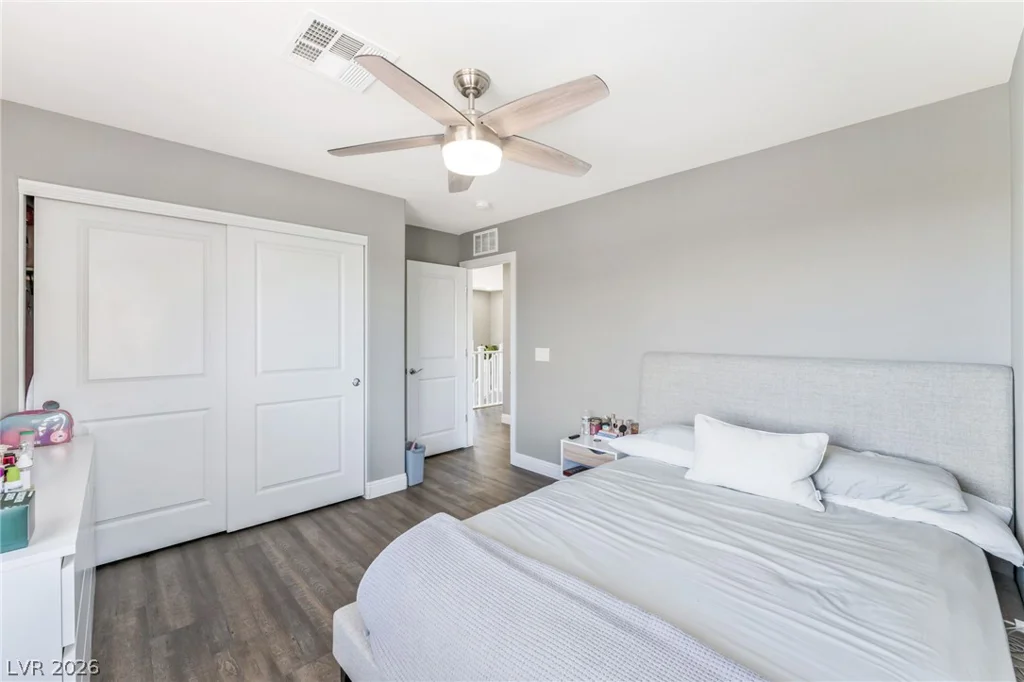 5981 Smith Valley, Las Vegas, NV 89148