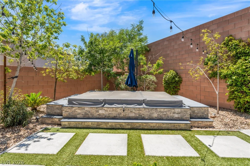 5981 Smith Valley, Las Vegas, NV 89148