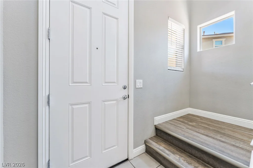 5981 Smith Valley, Las Vegas, NV 89148
