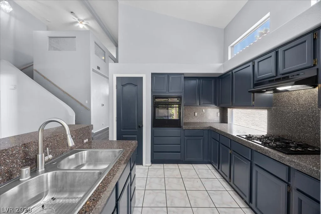 24 Olive Tree, Henderson, NV 89074