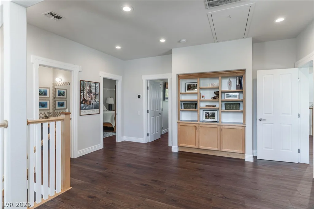 1908 Soaring, Las Vegas, NV 89134