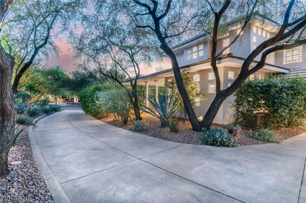 1908 Soaring, Las Vegas, NV 89134