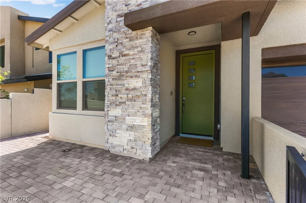 12123 Glentana View, Las Vegas, NV 89138