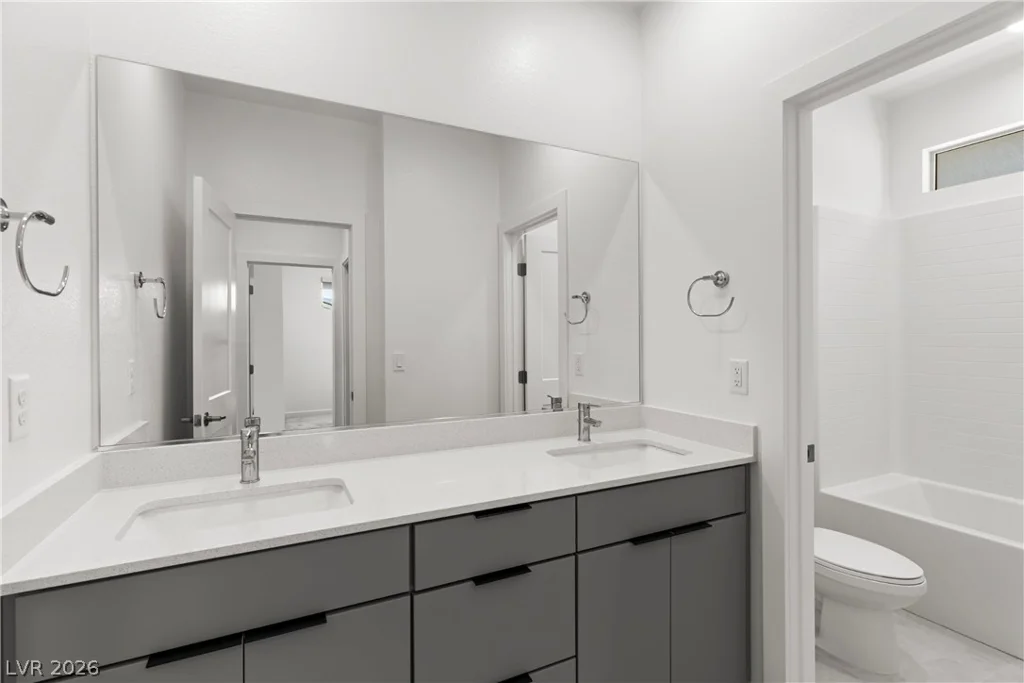 12123 Glentana View, Las Vegas, NV 89138