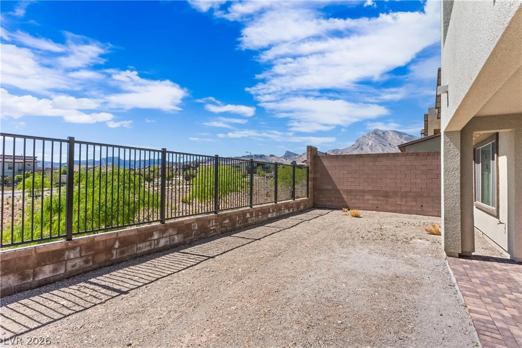 12123 Glentana View, Las Vegas, NV 89138