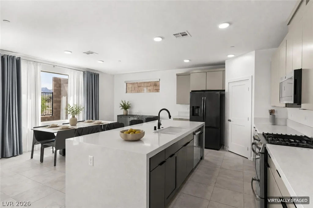 12123 Glentana View, Las Vegas, NV 89138