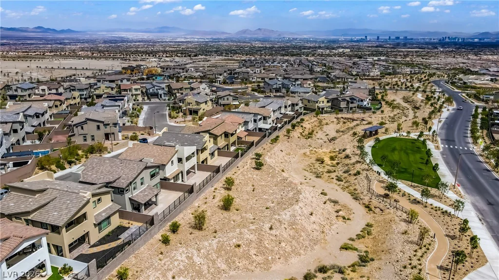 12123 Glentana View, Las Vegas, NV 89138