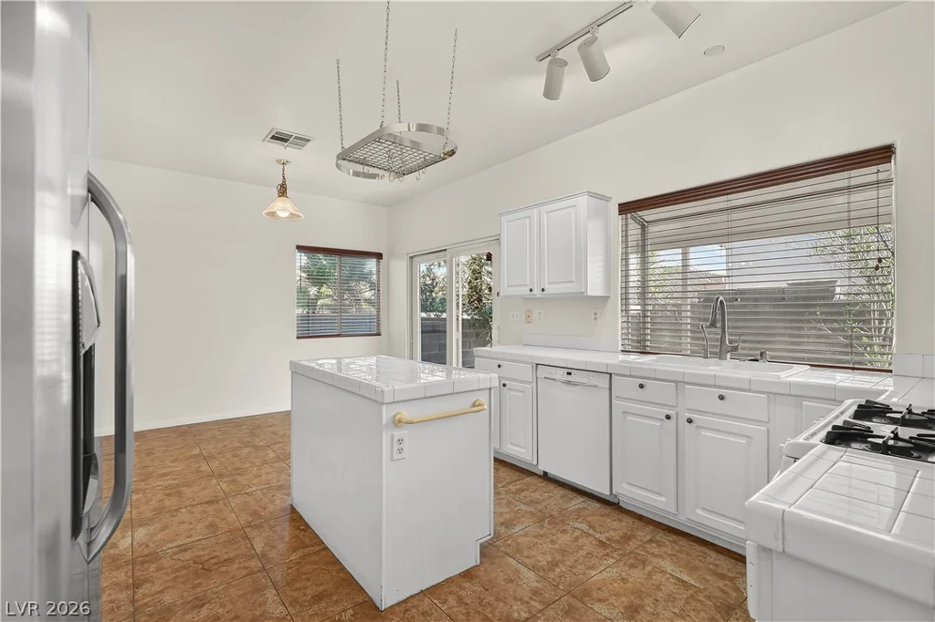 8521 Gold Flash, Las Vegas, NV 89129