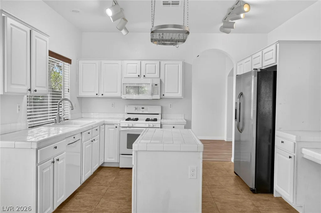 8521 Gold Flash, Las Vegas, NV 89129