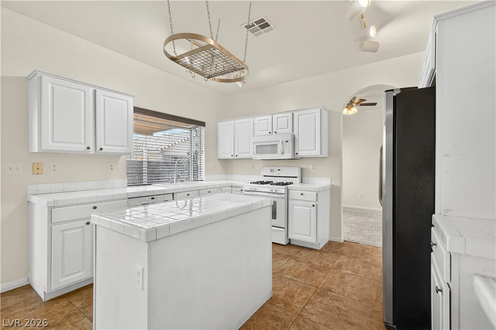 8521 Gold Flash, Las Vegas, NV 89129