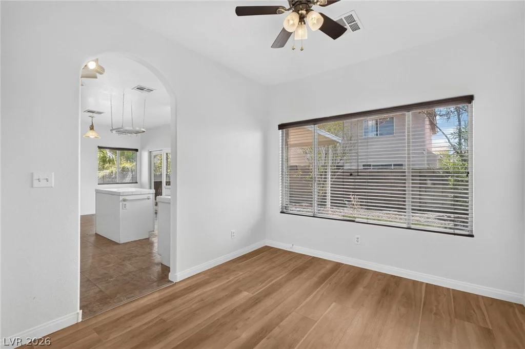 8521 Gold Flash, Las Vegas, NV 89129