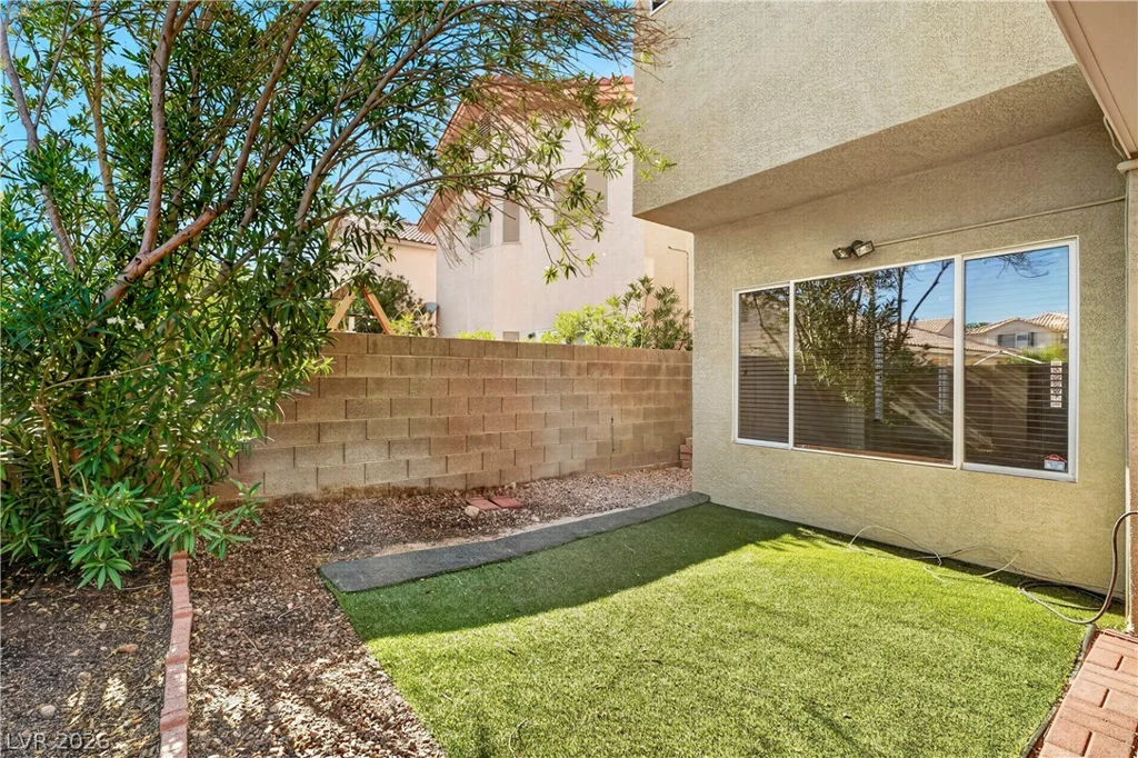 8521 Gold Flash, Las Vegas, NV 89129